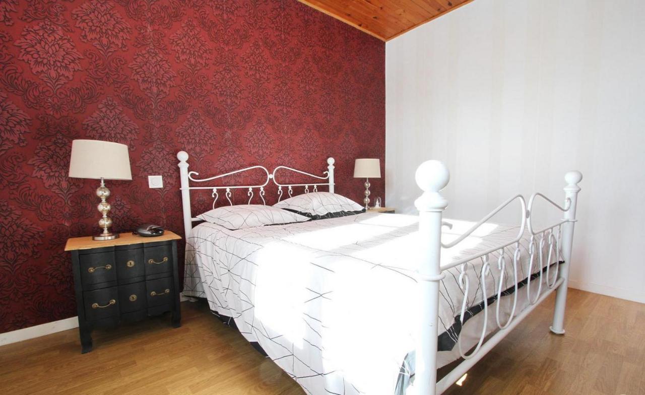 Le Galaveyson Bed & Breakfast Le Grand-Serre Exterior photo